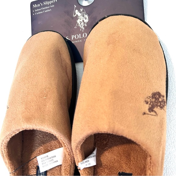U.S. Polo Assn. Brown Slippers - Picture 3 of 5